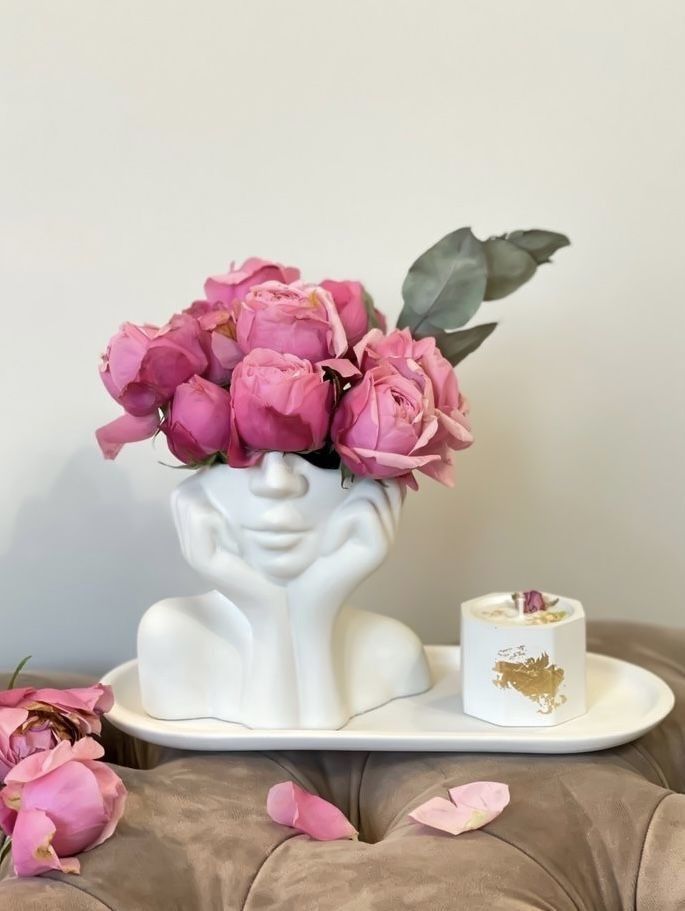 Cheeky Girl Vase – Bold, Fun & Feminine