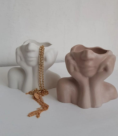 Cheeky Girl Vase – Bold, Fun & Feminine