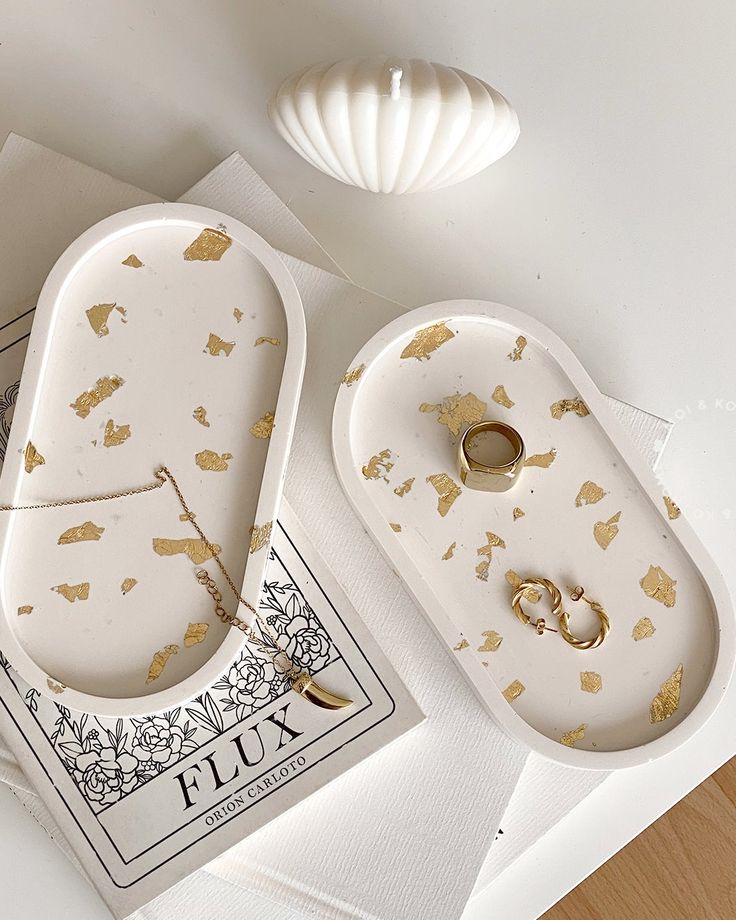Oval Tray( Gold Foiled)